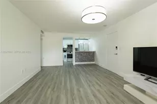 10501 SW 108th Ave, Miami, FL 33176 - Photo 3