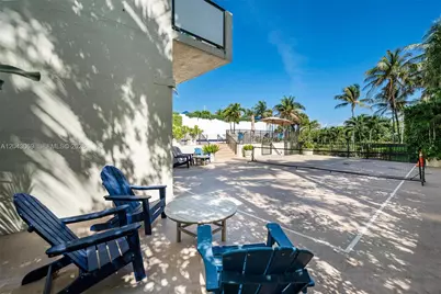 1623 Collins Ave #PH1010, Miami Beach, FL 33139 - Photo 31