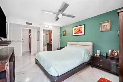 1623 Collins Ave #PH1010, Miami Beach, FL 33139 - Photo 25