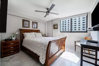 1623 Collins Ave #PH1010, Miami Beach, FL 33139 - Photo 27