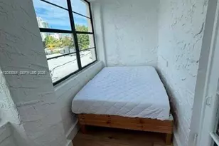 934 Michigan Ave, Miami Beach, FL 33139 - Photo 7