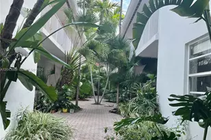 901 Meridian Ave, Miami Beach, FL 33139 - Photo 1