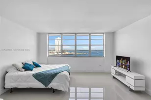 801 Brickell Bay Dr, Miami, FL 33131 - Photo 7