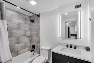 801 Brickell Bay Dr, Miami, FL 33131 - Photo 15
