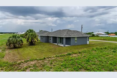 106 Plantation Dr, Labelle, FL 33935 - Photo 31