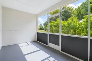 22 Canterbury Ln, Tamarac, FL 33319 - Photo 29