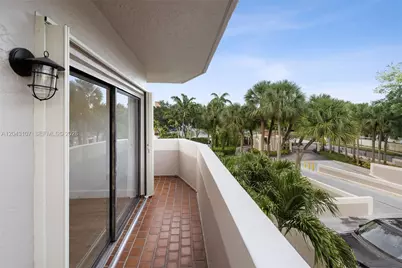 9001 SW 94th St #201, Miami, FL 33176 - Photo 31