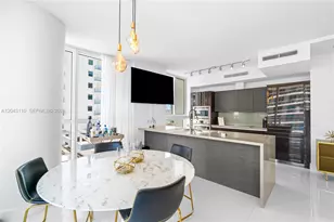 1080 Brickell Ave, Miami, FL 33131 - Photo 11