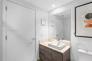 1080 Brickell Ave, Miami, FL 33131 - Photo 35