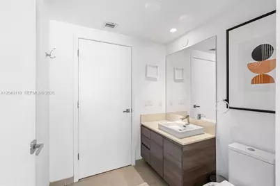 1080 Brickell Ave #1509, Miami, FL 33131 - Photo 31