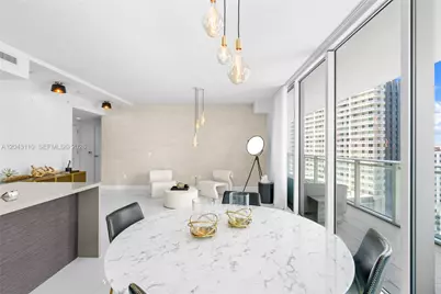 1080 Brickell Ave #1509, Miami, FL 33131 - Photo 17