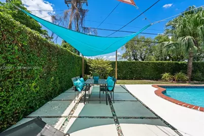 8341 SW 14th St, Miami, FL 33144 - Photo 23