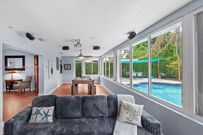 8341 SW 14th St, Miami, FL 33144 - Photo 21