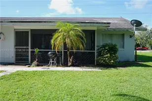 257 Cape Coral Pkwy E, Cape Coral, FL 33904 - Photo 23