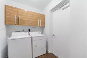 2020 N Bayshore Dr, Miami, FL 33137 - Photo 29