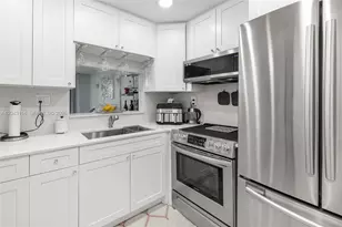 9360 Lime Bay Blvd, Tamarac, FL 33321 - Photo 7