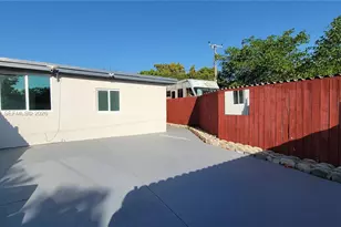 14200 NE 15th Ave, North Miami, FL 33161 - Photo 13