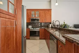 345 Somerset Way, Weston, FL 33326 - Photo 13