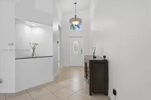 345 Somerset Way, Weston, FL 33326 - Photo 5