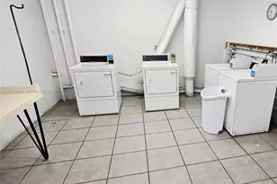 1655 W 44th Pl, Hialeah, FL 33012 - Photo 9
