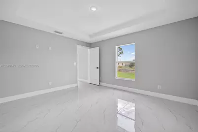 704 E Carbon, Lehigh Acres, FL 33974 - Photo 29