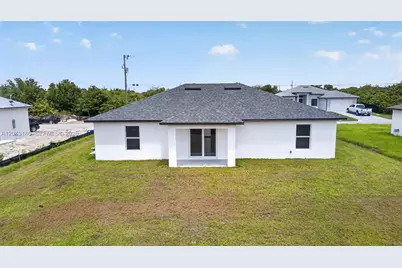 704 E Carbon, Lehigh Acres, FL 33974 - Photo 57