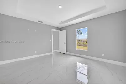 704 E Carbon, Lehigh Acres, FL 33974 - Photo 23