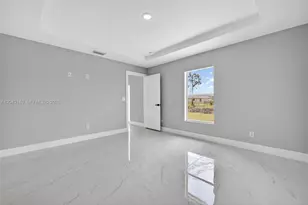 704 E Carbon, Lehigh Acres, FL 33974 - Photo 23