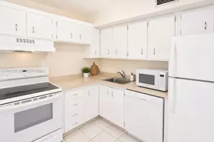 [Address not provided], Sunny Isles Beach, FL 33160 - Photo 5
