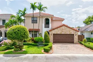 1016 NW 99th Passage, Miami, FL 33172 - Photo 1