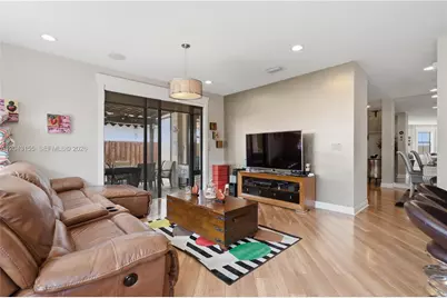 1016 NW 99th Psge #1016, Miami, FL 33172 - Photo 25