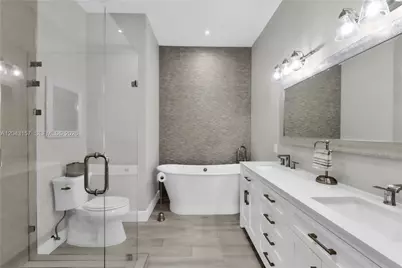 720 S Old Nob Hill Rd, Plantation, FL 33324 - Photo 11