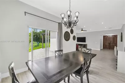720 S Old Nob Hill Rd, Plantation, FL 33324 - Photo 7