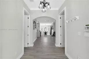 720 S Old Nob Hill Rd, Plantation, FL 33324 - Photo 3