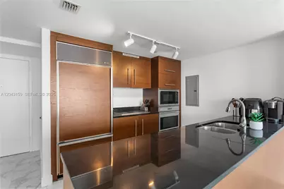 465 Brickell Ave #5505, Miami, FL 33131 - Photo 3