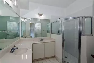 11497 NW 78th Terrace, Doral, FL 33178 - Photo 9