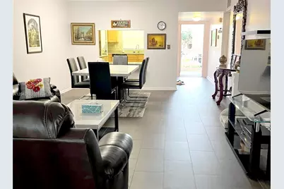 9481 Sunrise Lakes Blvd #208, Sunrise, FL 33322 - Photo 1