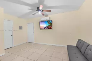 12426 SW 259th St, Homestead, FL 33032 - Photo 5