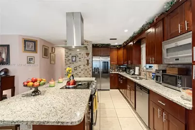 20400 NW 25th Ave, Miami Gardens, FL 33056 - Photo 9