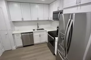 22605 SW 66th Ave, Boca Raton, FL 33428 - Photo 3