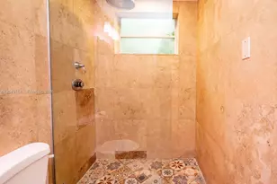 1127 S Meridian Ave, Miami Beach, FL 33139 - Photo 23
