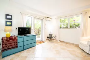 1127 S Meridian Ave, Miami Beach, FL 33139 - Photo 25