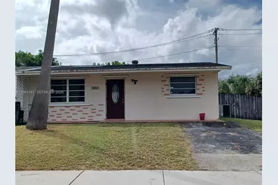 1701 SW 70th Ave #1, North Lauderdale, FL 33068 - Photo 1