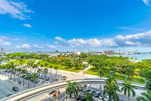 50 Biscayne Blvd, Miami, FL 33132 - Photo 21