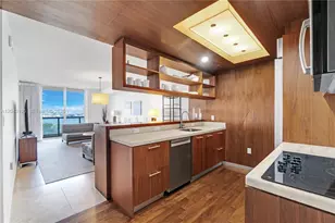 50 Biscayne Blvd, Miami, FL 33132 - Photo 3