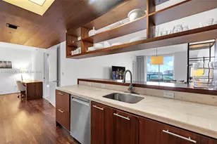 50 Biscayne Blvd, Miami, FL 33132 - Photo 5