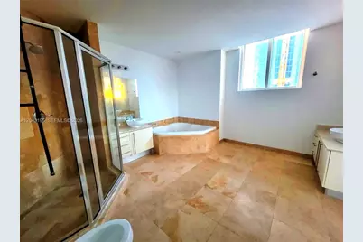 700 NE 25th St #1004, Miami, FL 33137 - Photo 13