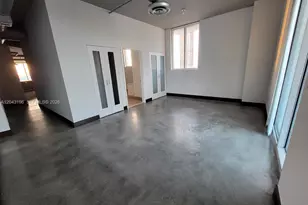 700 NE 25th St, Miami, FL 33137 - Photo 11