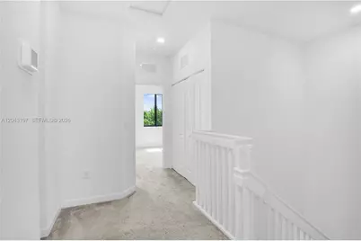 20610 NE 5th Pl, Miami, FL 33179 - Photo 13