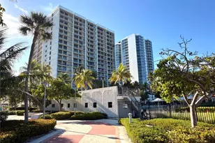 2625 Collins Ave, Miami Beach, FL 33140 - Photo 1